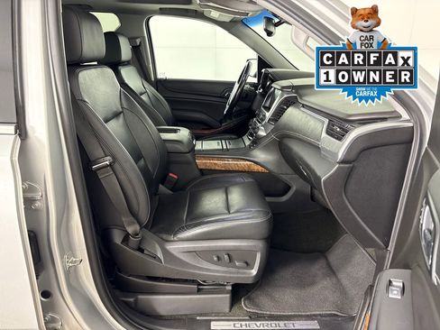 Used 2018 Chevrolet Suburban Premier image 8