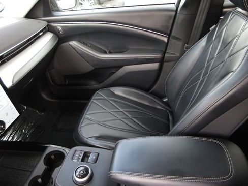 Certified 2021 Ford Mustang Mach-E Select w/ Comfort/Appearance Package image 21