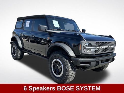 Used 2024 Ford Bronco Badlands w/ Sasquatch Package AWD/4WD image 9