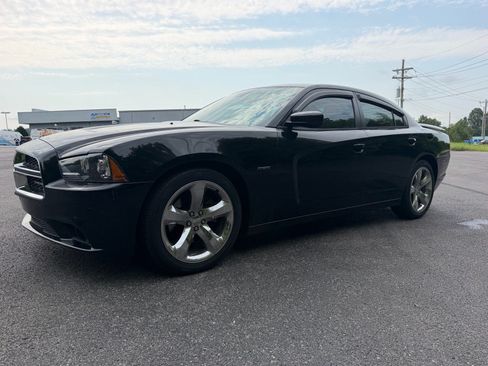 Used 2012 Dodge Charger R/T RWD image 9