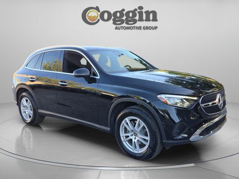 Used 2024 Mercedes-Benz GLC 300 4MATIC image 7