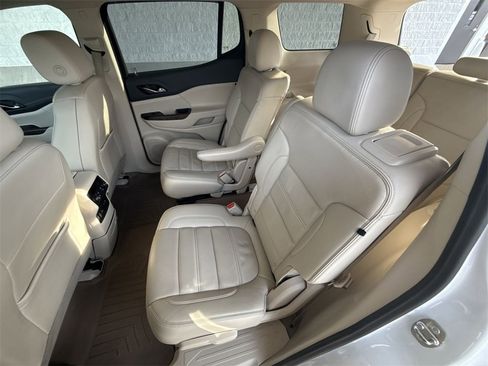 Certified 2021 GMC Acadia Denali w/ Denali Technology Package image 24