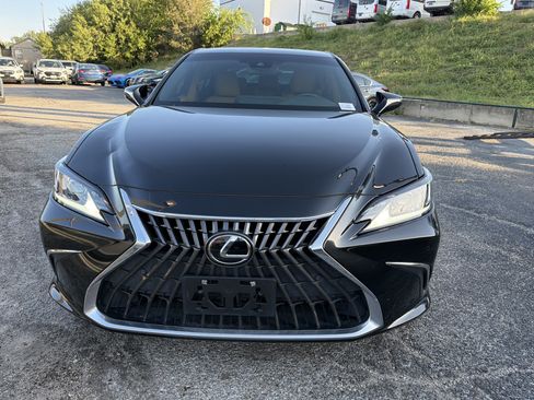 Used 2024 Lexus ES 350 w/ Premium Package FWD image 8