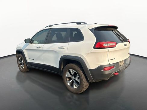 Used 2017 Jeep Cherokee Trailhawk AWD/4WD image 5