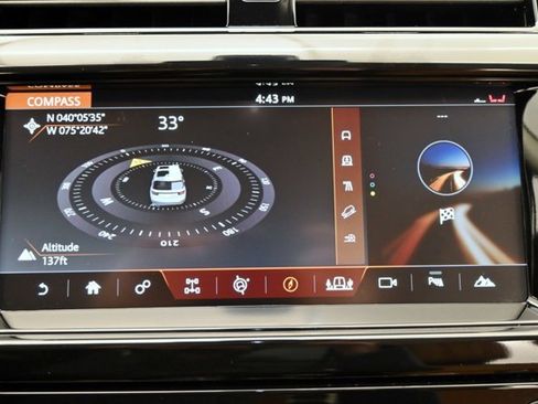 Used 2018 Land Rover Discovery HSE Luxury AWD/4WD image 97