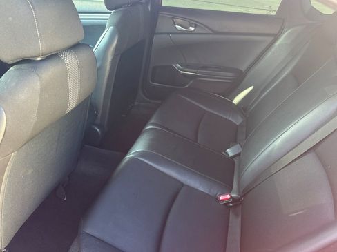 Used 2020 Honda Civic Sport image 13