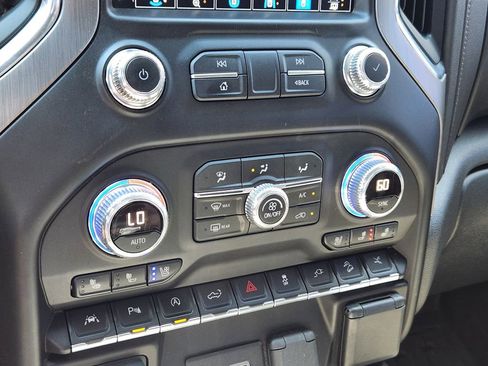 Used 2021 GMC Sierra 1500 Denali w/ Denali Ultimate Package image 23