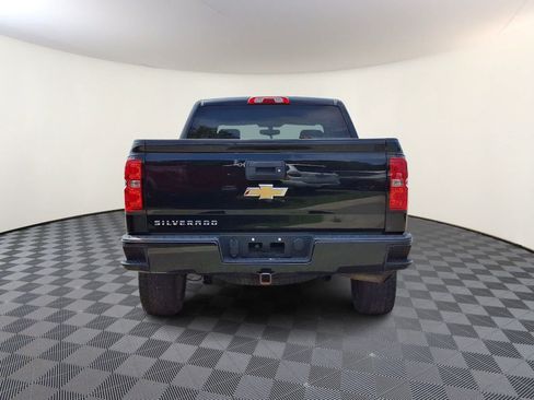 Used 2018 Chevrolet Silverado 1500 Custom w/ Custom Value Package AWD/4WD image 6