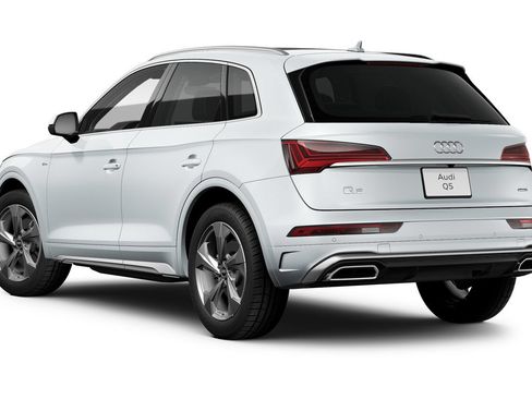 Certified 2023 Audi Q5 2.0T Premium Plus w/ Premium Plus Package AWD/4WD image 2