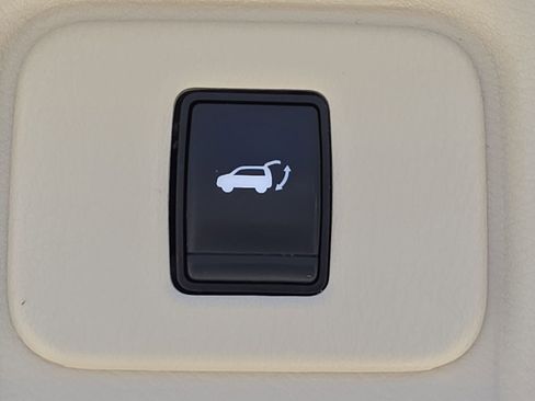 Used 2019 Nissan Murano Platinum w/ Cargo Package AWD/4WD image 16