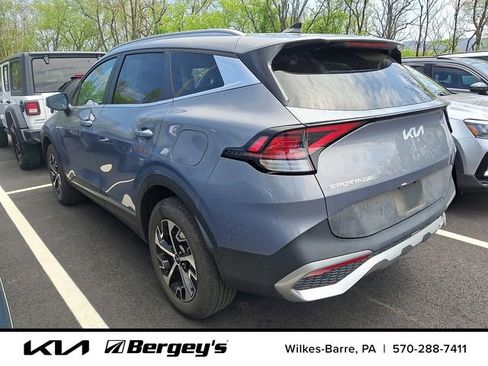 Certified 2023 Kia Sportage EX AWD/4WD image 8
