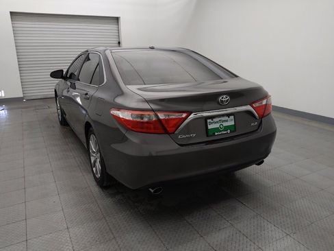 Used 2015 Toyota Camry XLE image 6