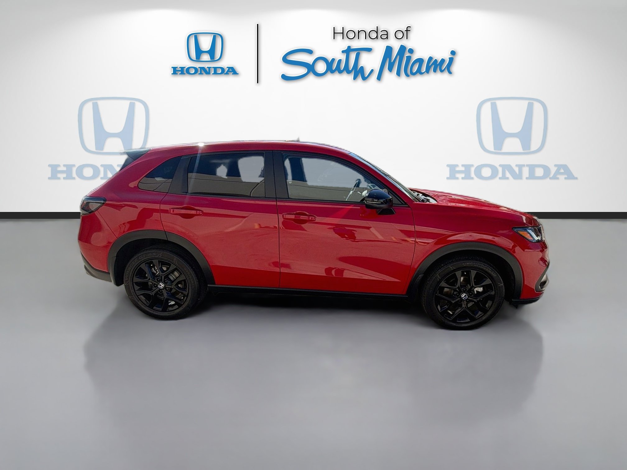 Certified 2025 Honda HR-V Sport image 8