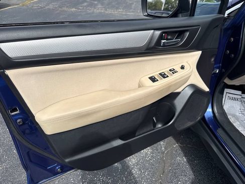 Used 2017 Subaru Outback 2.5i Premium AWD/4WD image 26