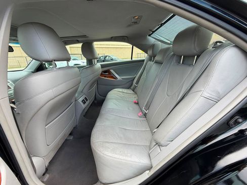 Used 2010 Toyota Camry XLE FWD image 8