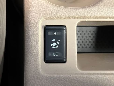 Used 2014 Nissan Rogue SL w/ SL Premium Package FWD image 28