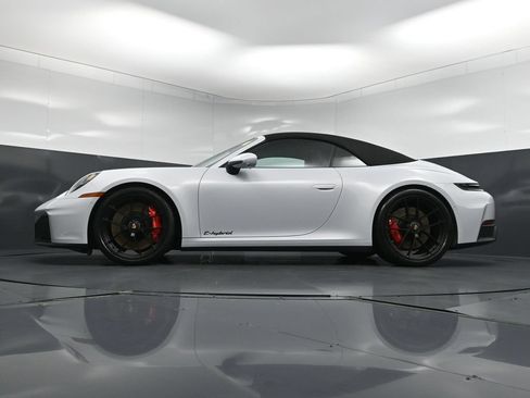 Used 2026 Porsche 911 Carrera GTS RWD image 23