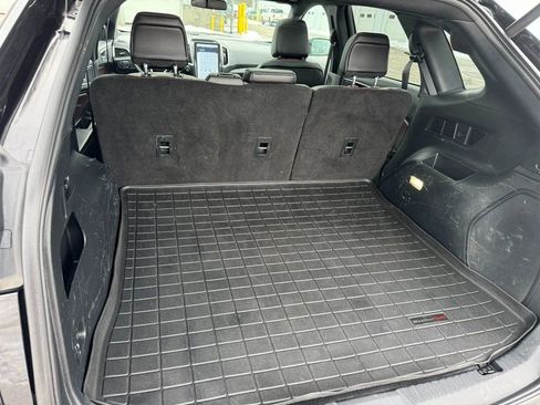 Used 2021 Ford Edge Titanium w/ Equipment Group 301A image 19