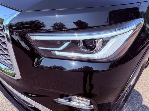 Used 2021 INFINITI QX80 Luxe w/ Cargo Package AWD/4WD image 18