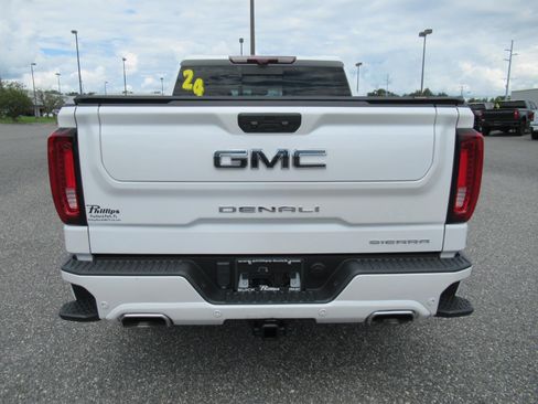 Used 2024 GMC Sierra 1500 Denali Ultimate AWD/4WD image 6