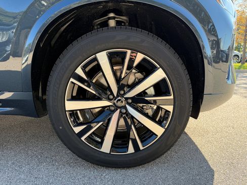 New 2026 Volvo XC90 B6 Core image 7