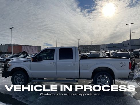 Used 2016 Ford F250 Lariat w/ Chrome Package image 6