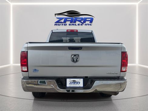 Used 2016 RAM 1500 Classic SLT AWD/4WD image 6