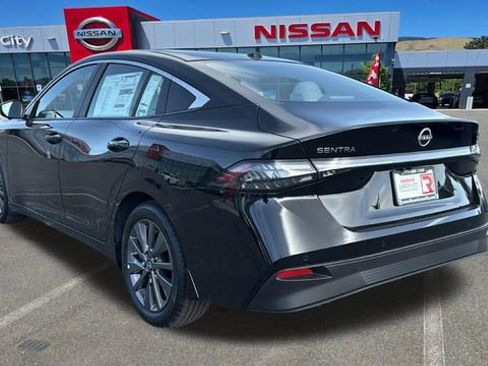 New 2026 Nissan Sentra SL w/ Floor Mat Package FWD image 5