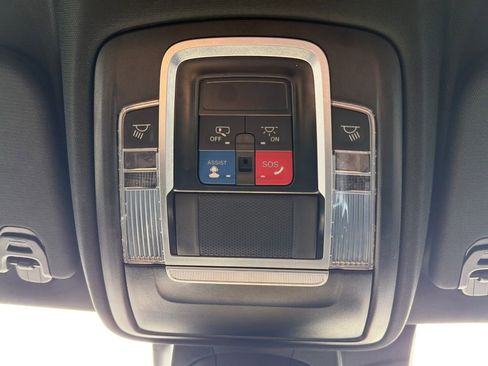 Used 2024 RAM 1500 Laramie image 21