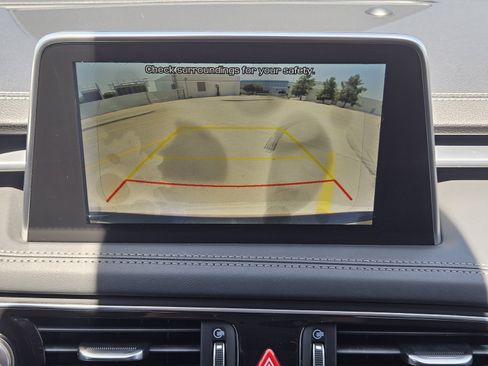Used 2020 Genesis G70 2.0T RWD image 10