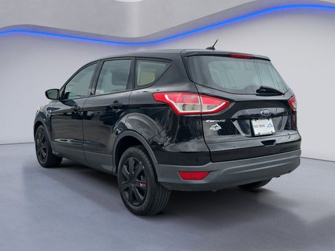 Used 2016 Ford Escape S image 3