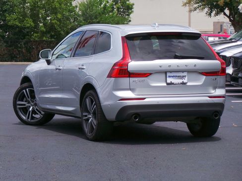 Used 2019 Volvo XC60 T5 Momentum w/ Premium Package AWD/4WD image 3