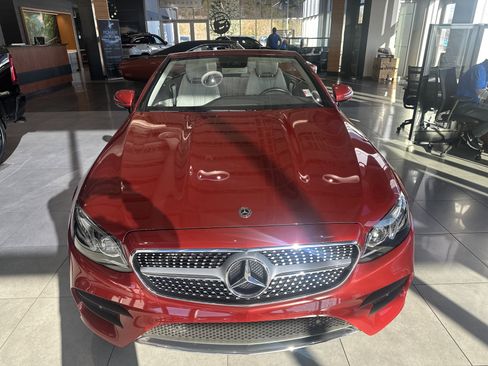 Used 2018 Mercedes-Benz E 400 Cabriolet image 4
