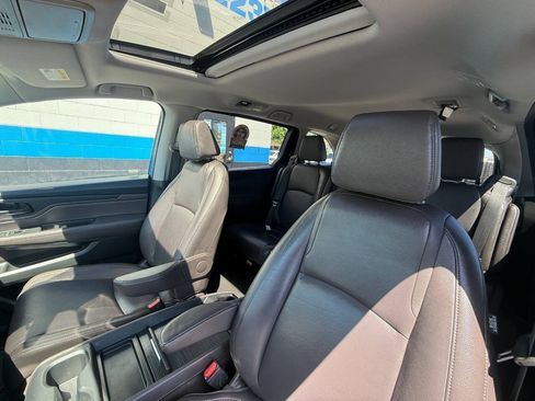 Used 2018 Honda Odyssey EX-L image 10