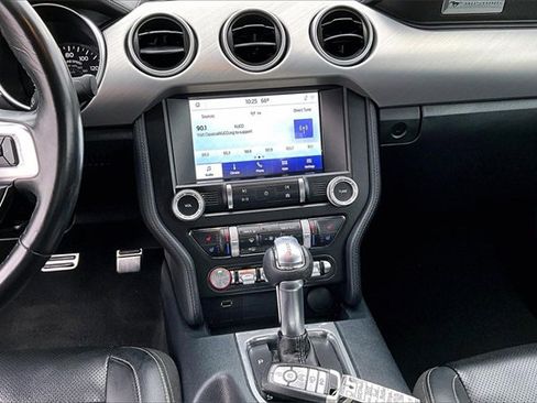 Used 2022 Ford Mustang Premium image 6