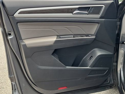 Certified 2023 Volkswagen Atlas SE w/ Panoramic Sunroof Package FWD image 26