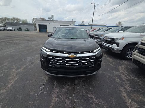 New 2026 Chevrolet Equinox LT AWD/4WD image 2