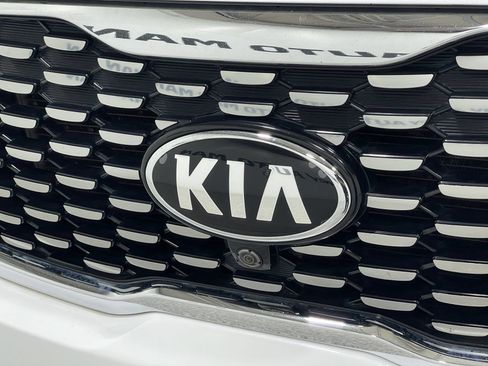 Used 2019 Kia Sorento SX FWD image 40
