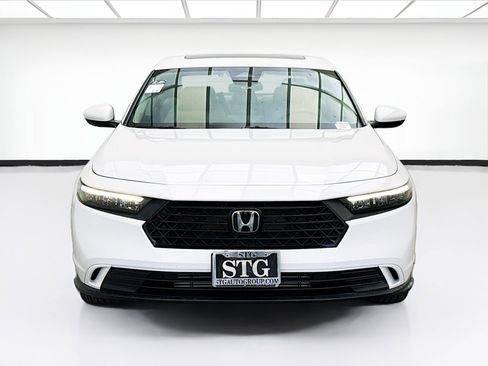 Used 2023 Honda Accord EX image 2