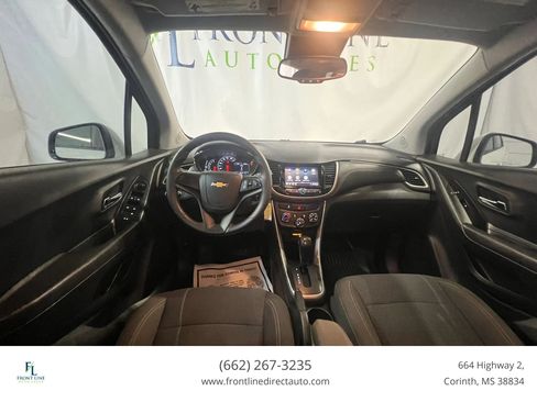Used 2020 Chevrolet Trax LS FWD image 14