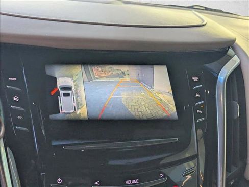 Used 2019 Cadillac Escalade Platinum AWD/4WD image 22