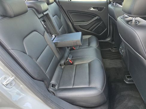 Used 2018 Mercedes-Benz GLA 250 4MATIC image 26