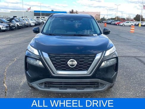 Used 2021 Nissan Rogue S image 3
