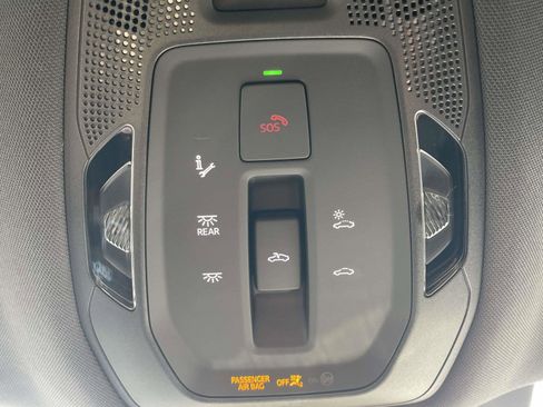 Used 2025 Audi SQ5 Premium Plus AWD/4WD image 32