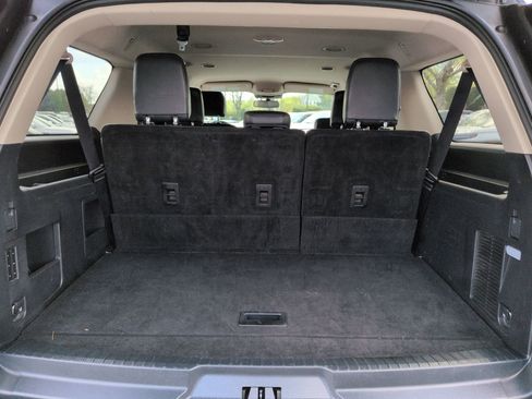 Used 2024 Ford Expedition Max XLT RWD image 33