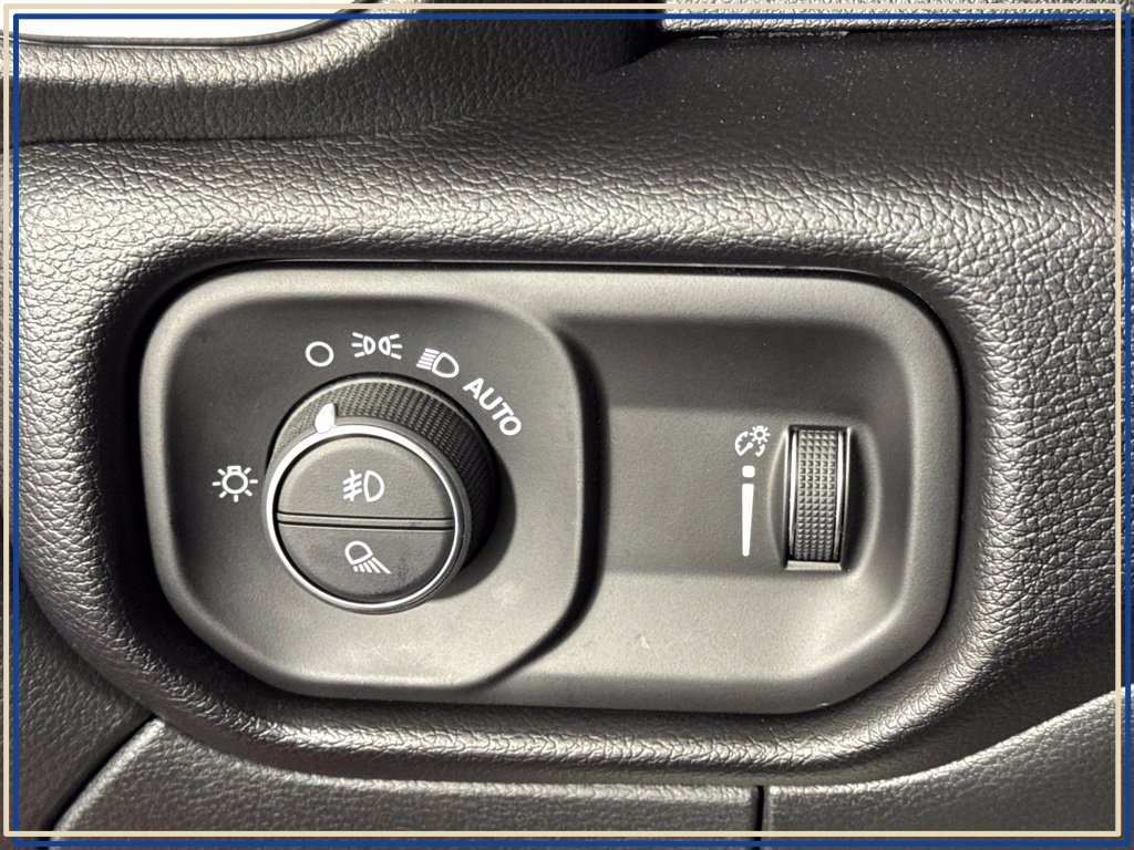 Certified 2026 RAM 2500 Big Horn AWD/4WD image 24