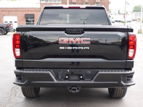 Used 2023 GMC Sierra 1500 Pro w/ Graphite Edition AWD/4WD image 9