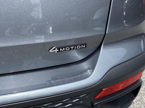 Used 2025 Volkswagen Taos S image 30