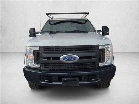 Used 2017 Ford F350 XL image 2