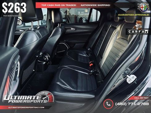 Used 2019 Alfa Romeo Giulia Ti RWD image 12
